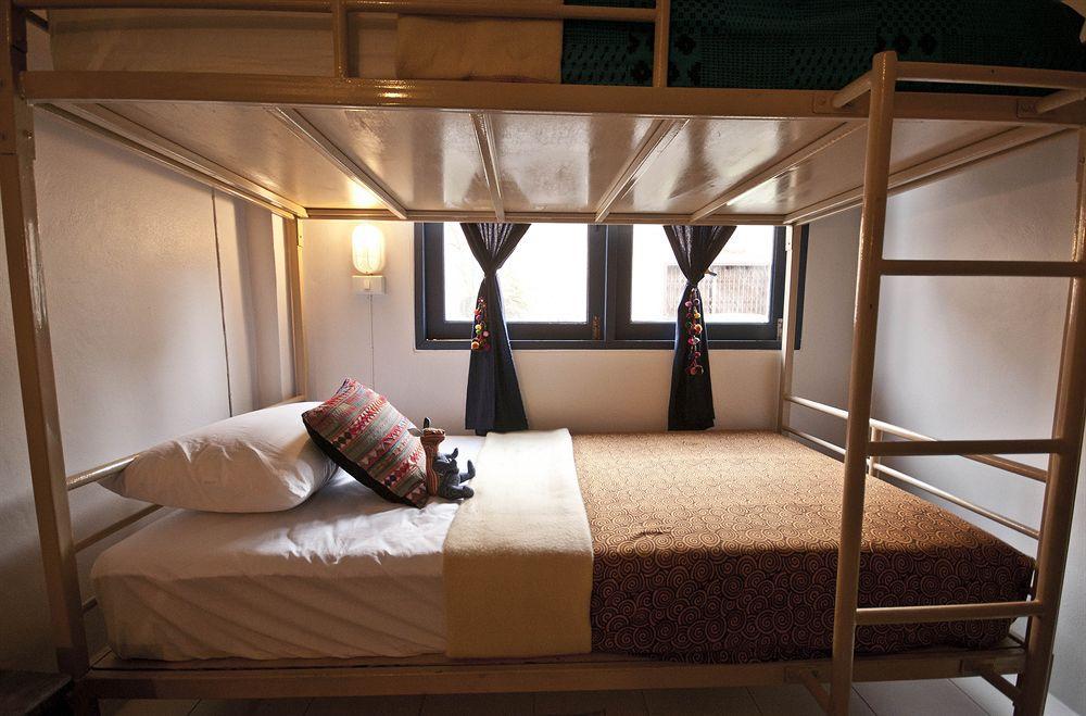 Feelgood@Journey Hostel Phuket Buitenkant foto