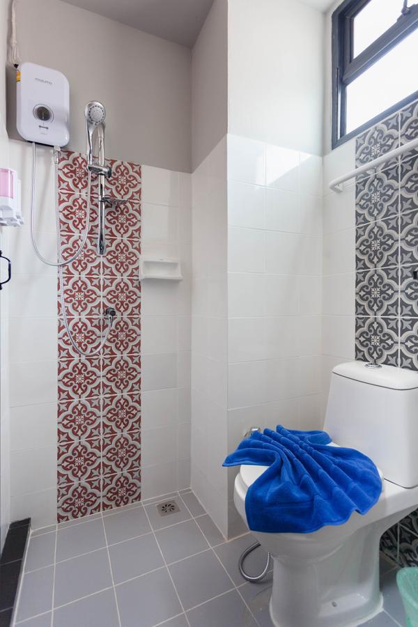 Feelgood@Journey Hostel Phuket Buitenkant foto