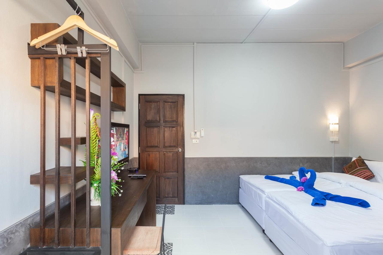 Feelgood@Journey Hostel Phuket Buitenkant foto